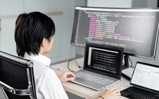 云梦 php市场占有率,PHP会被淘汰吗？